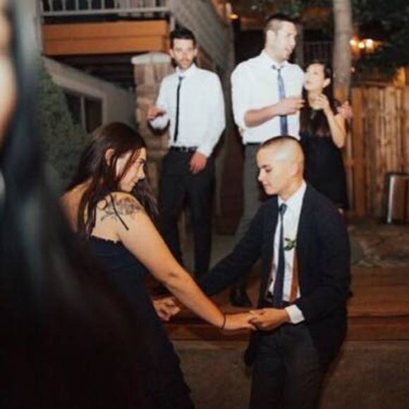 Meet your Posher, Alexis - Picture 1 of 1